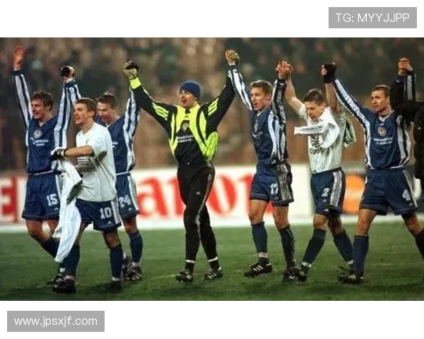 安德烈·舍甫琴科：从乌克兰足坛传奇到国际足球巨星的辉煌历程