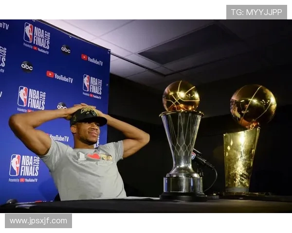 密尔沃基雄鹿新赛季全力冲击总冠军扬尼斯率队再创辉煌征程