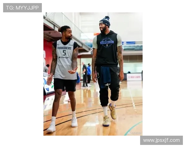 安东尼·戴维斯领衔湖人新赛季征程 聚焦球场内外表现与挑战