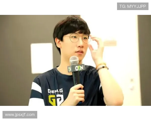 RulerADC：探索顶级ADC选手背后的成长之路与游戏智慧