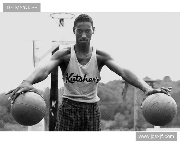 威尔特·张伯伦传奇生涯回顾：从篮球场上的巨人到历史上的标杆人物