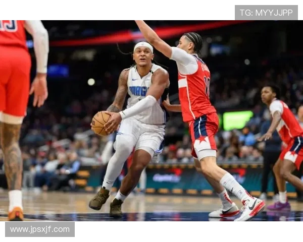 火箭鏖战马刺全场激烈新星崛起老将对决引爆球迷激情