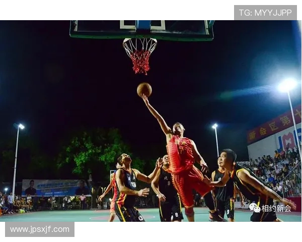 探讨篮球运动对青少年成长与团队精神塑造及社会融合的重要影响