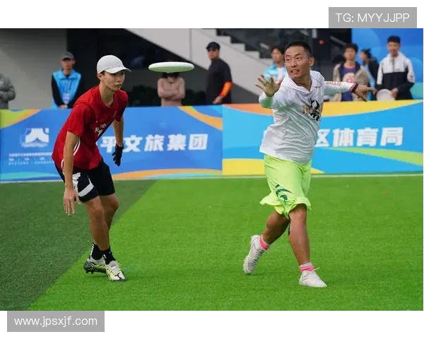 聚焦飞盘运动:探讨北京飞盘队的团队协作与默契提升之道 聚焦飞盘运动:探讨北京飞盘队的团队协作与默契提升之道