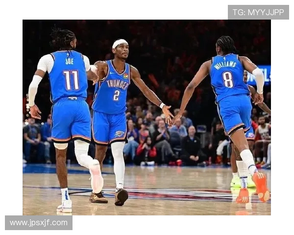 2016年骑士与勇士的巅峰对决阵容分析与战术对比